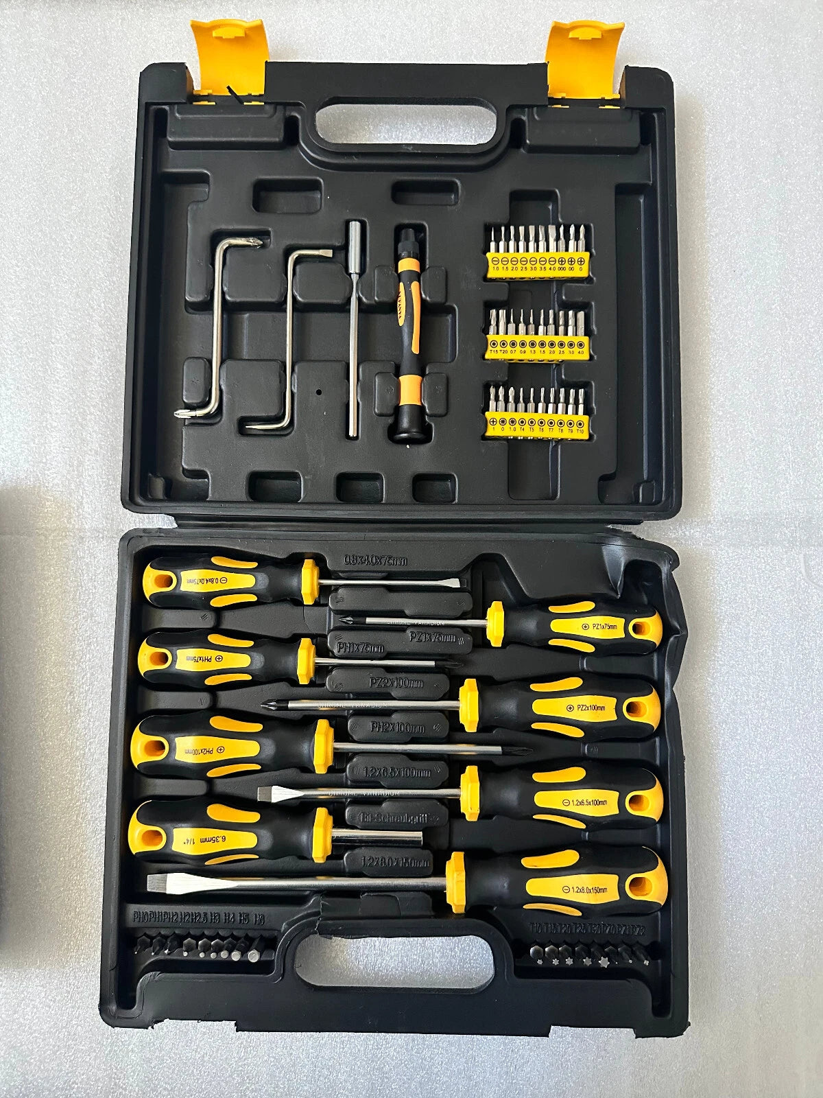 60PCS MAGNETIC SCREWDRIVER SET IN CASE HEAVY DUTY PHILIPS & FLAT SCREWDRIVERS