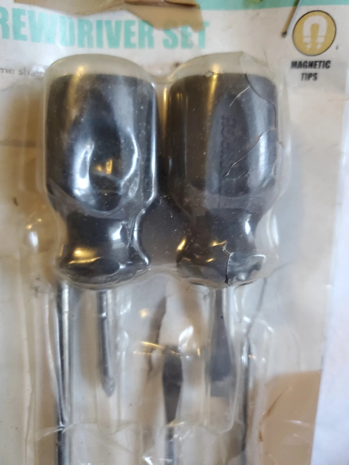 Pittsburgh 6-PIECE SCREWDRIVER SET w/Magnetic Tips (Flat & Phillips)