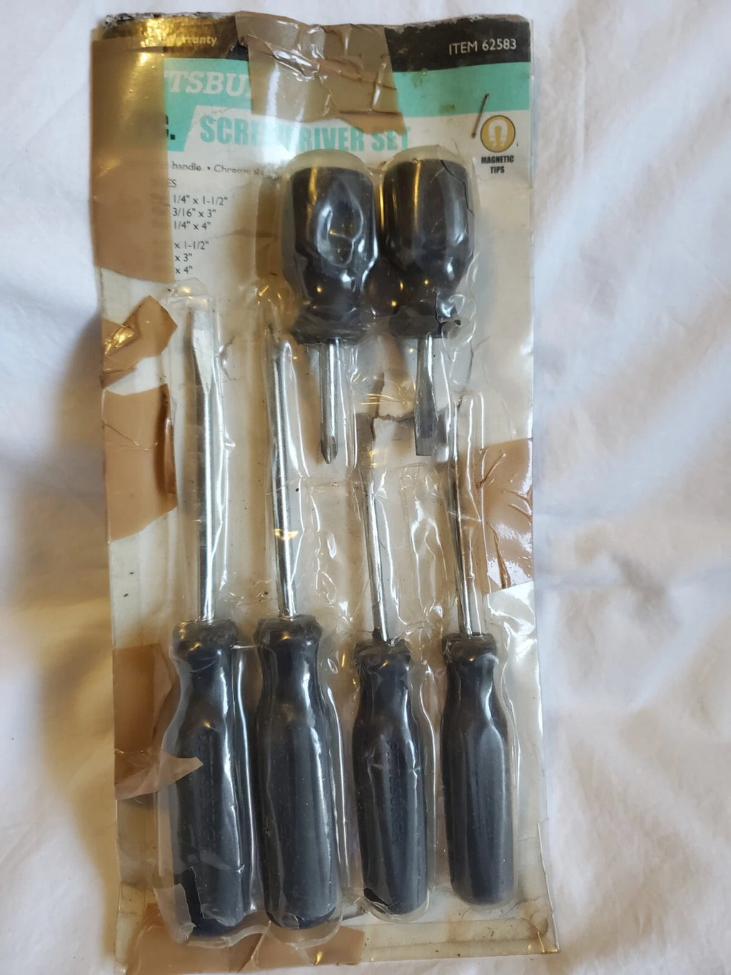 Pittsburgh 6-PIECE SCREWDRIVER SET w/Magnetic Tips (Flat & Phillips)