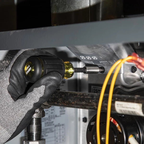 Klein Tools 32308 Multi-Bit Stubby Screwdriver, Impact Rated 8-In-1 Adjustable M